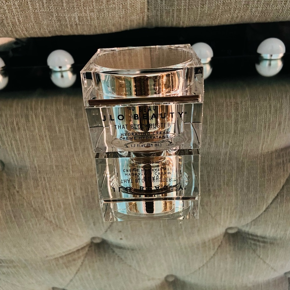 JLO Blockbuster Hydrating Cream